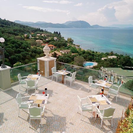 Kairaba Mythos Palace - Adults Only Kouspádhes Kültér fotó View of the bay of Skopelos from the hotel
