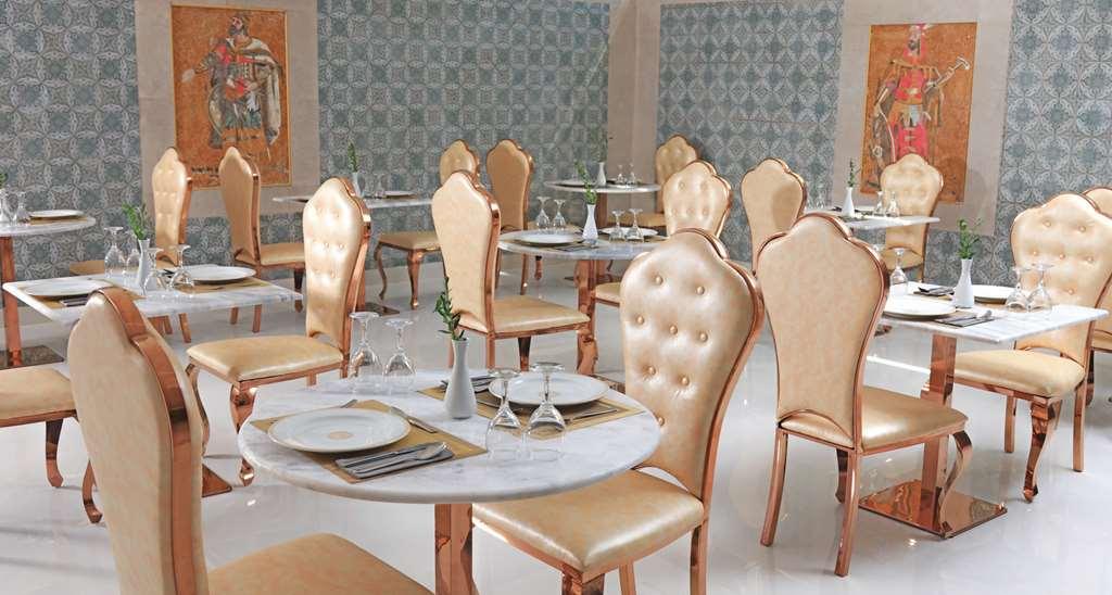 Kairaba Mythos Palace - Adults Only Kouspádhes Étterem fotó The restaurant